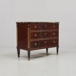 572278 Chest of drawers